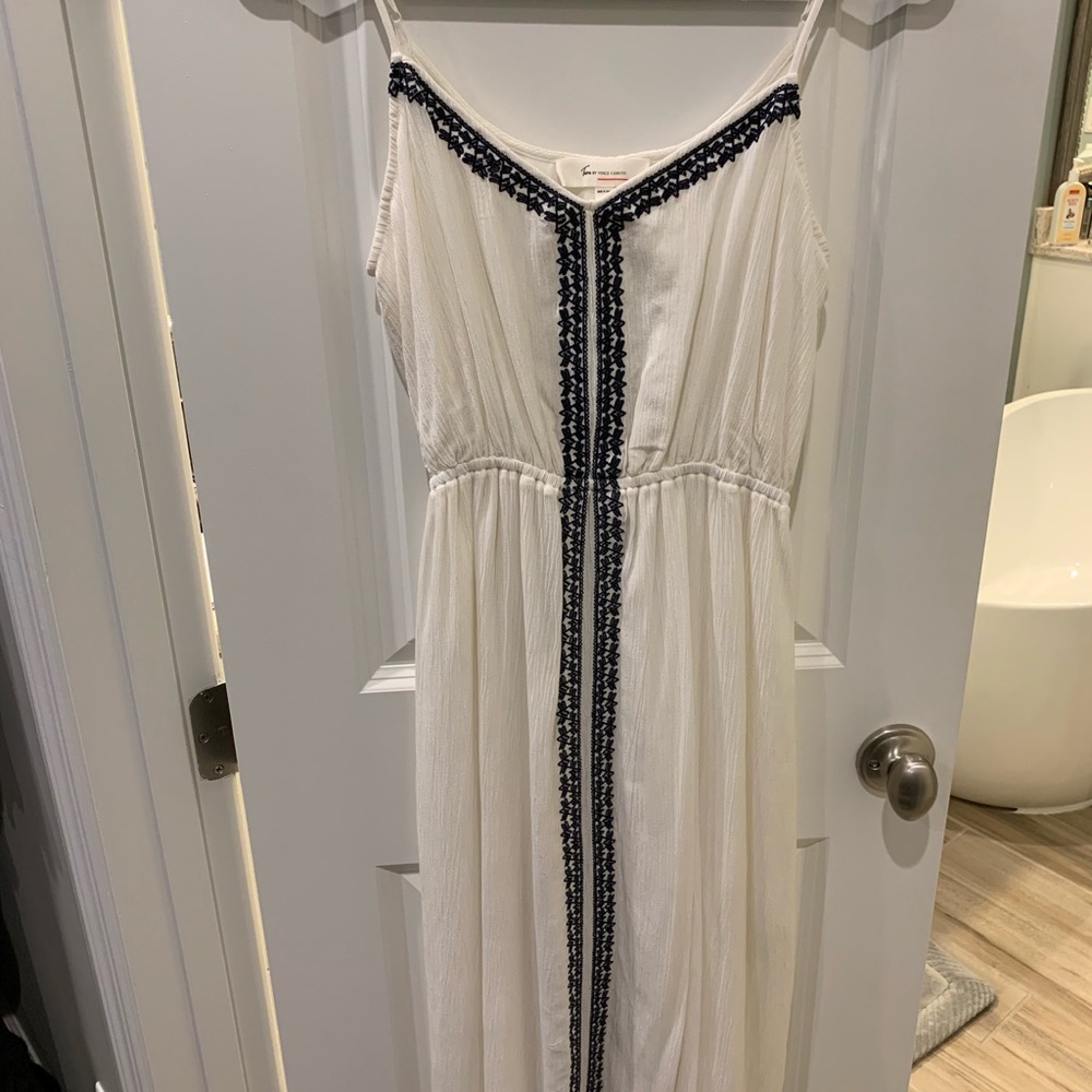 Vince Camuto midi gauze dress.